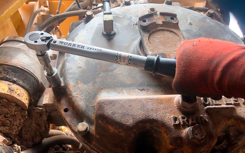 Desensamble y ensamble de componentes mecánicos, hidráulicos, eléctricos y electrónicos de maquinaria 5